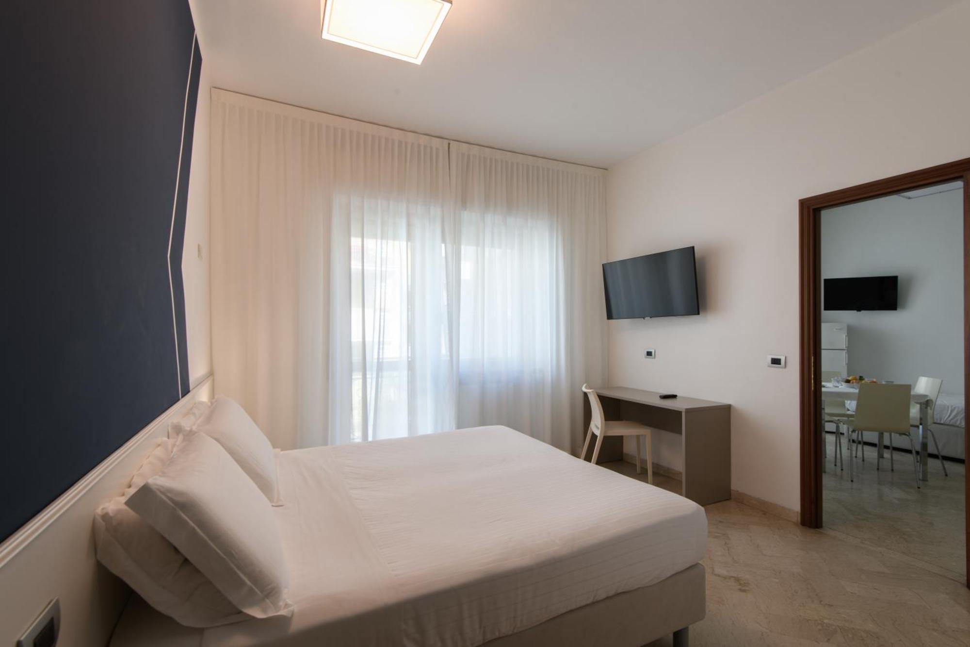 Hotel & Apartments Sasso Diano Marina Luaran gambar