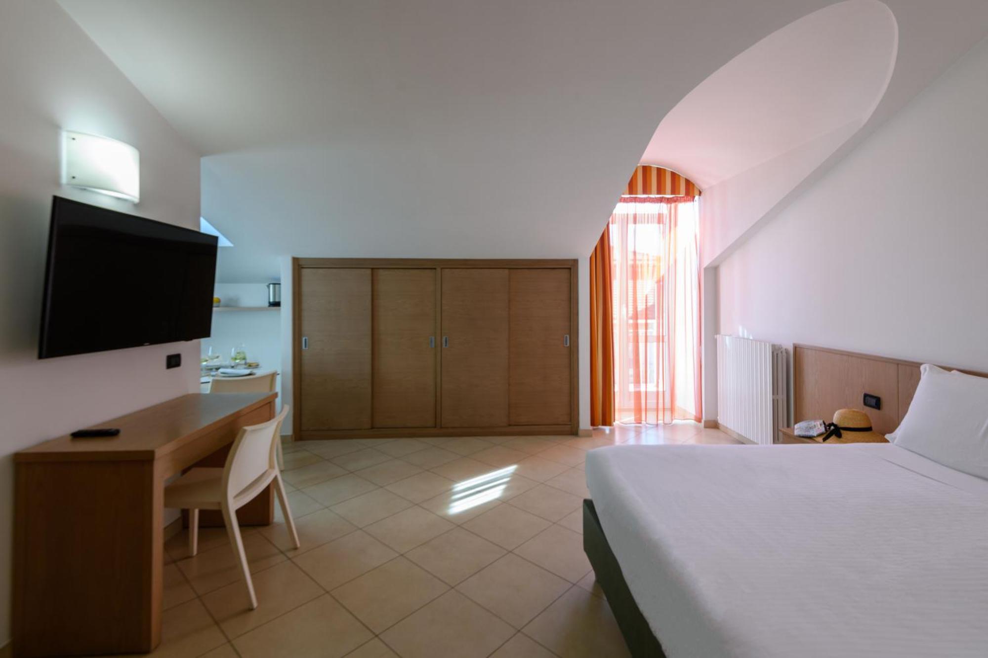 Hotel & Apartments Sasso Diano Marina Luaran gambar