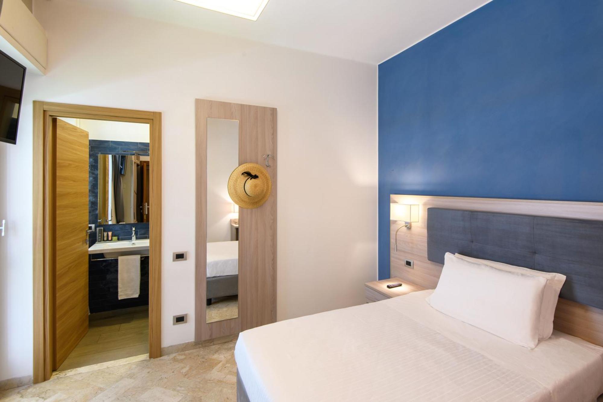 Hotel & Apartments Sasso Diano Marina Luaran gambar